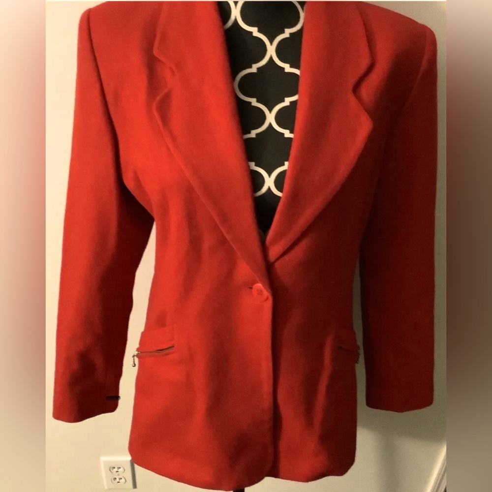 Vintage Sag Harbor Blazer Women's 10 Petite Red Jacket 100% Wool 1 Button.